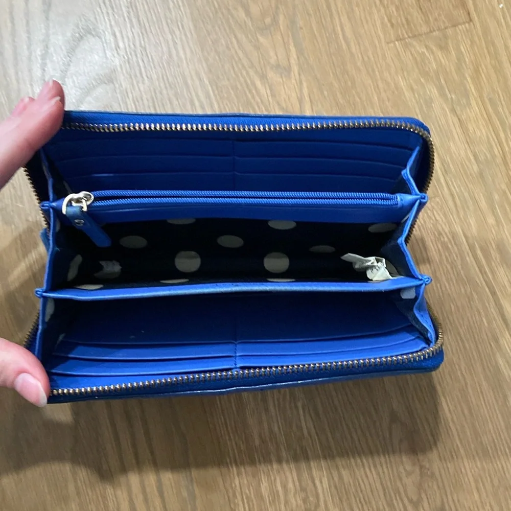 Kate Spade Women’s Royal Blue Gold Leather Textured Shinny Zipper Long Wallet